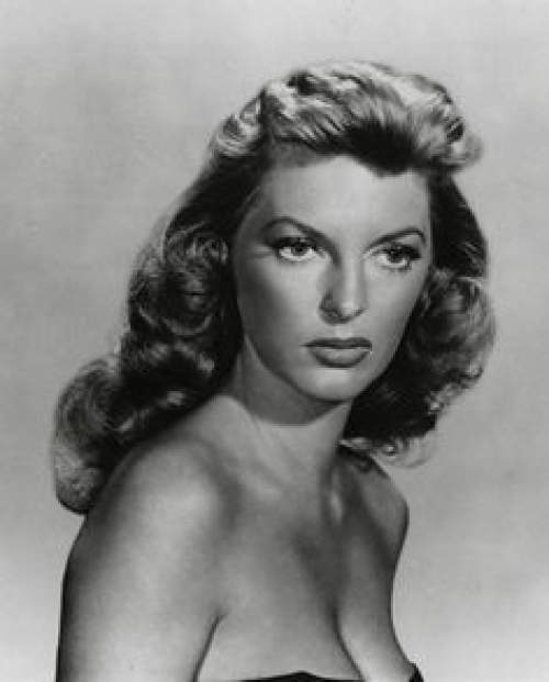 Julie London measurements, bio, height, weight, shoe and bra size