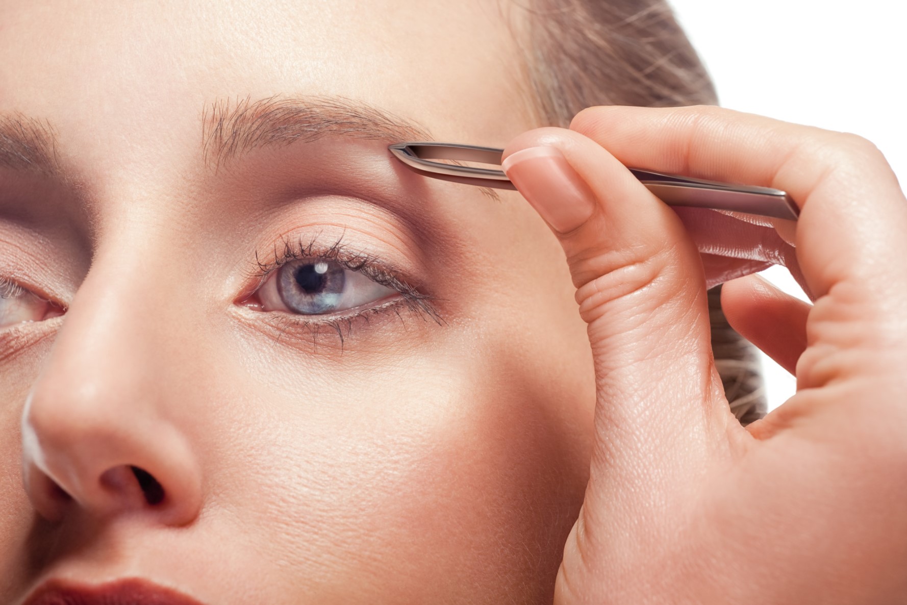 On Fleek 6 Eyebrow Shaping Tips for Beginners